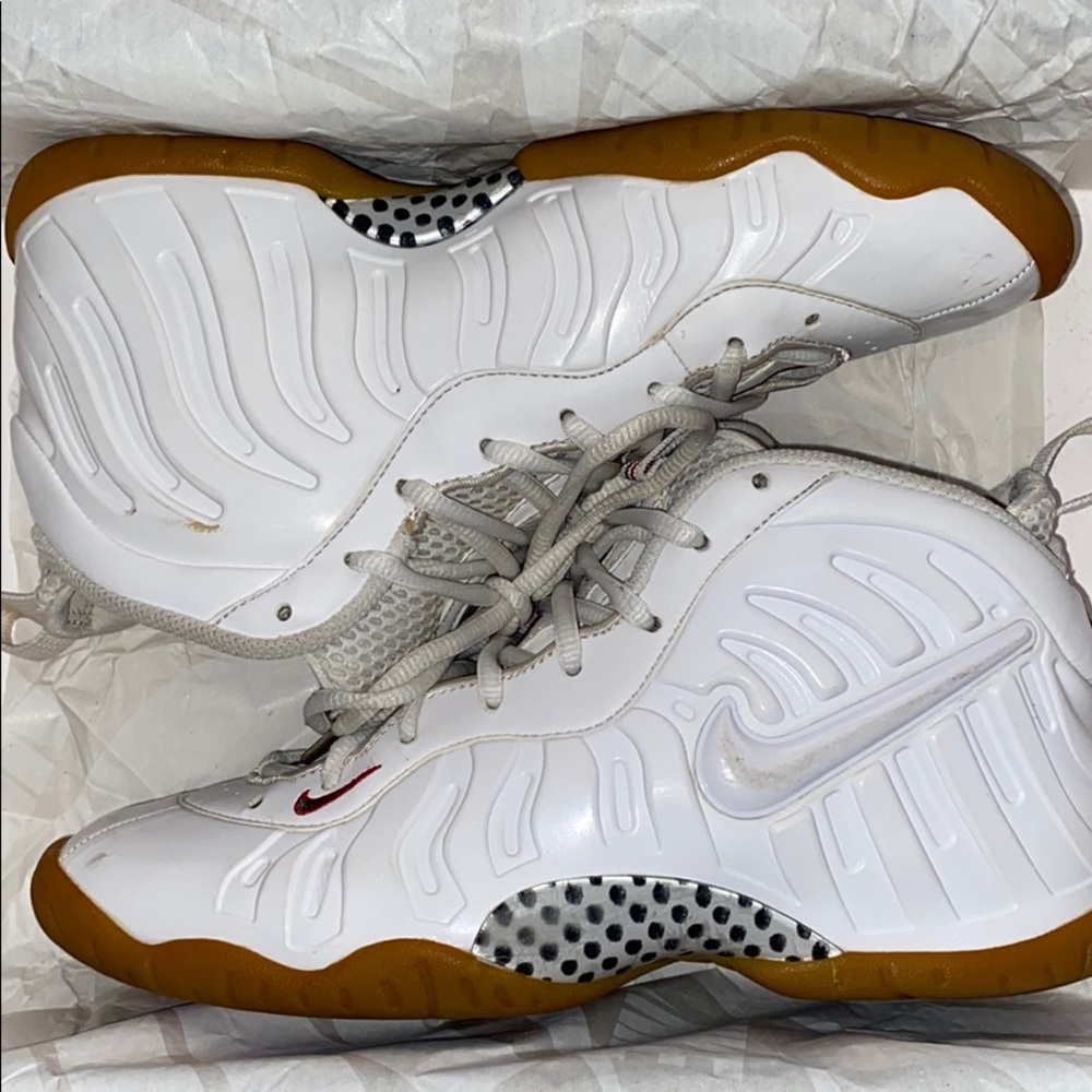 Nike Air Foamposite Pro ‘White Gucci’